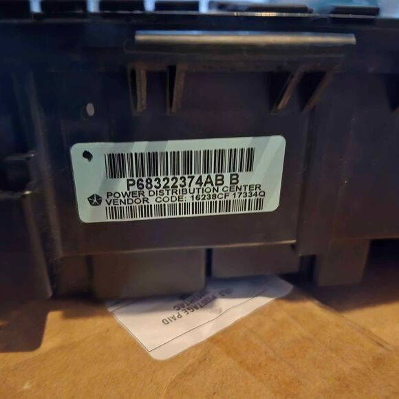 DODGE RAM 1500 ENGINE FUSE BOX FOR 2016-19, 3.0L - P68322374AB B OEM - New - Picture 4 of 9